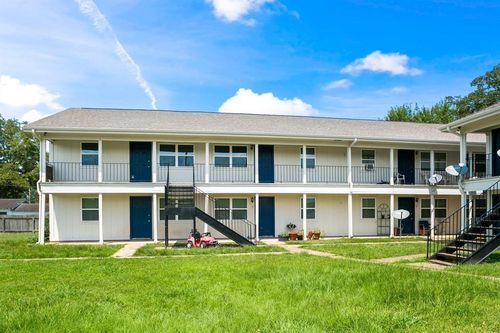 12-200 Hill St, Sealy, TX, 77474-3522 | Card Image