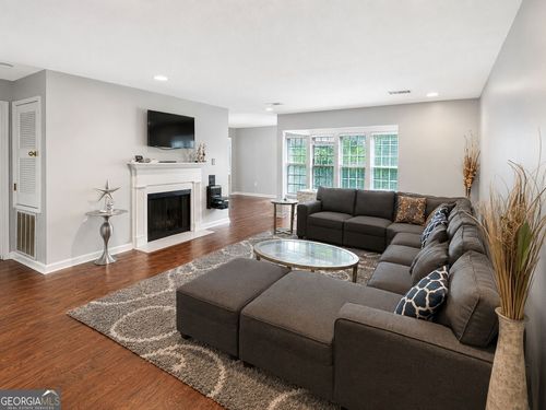 314-24314 Plantation Dr Ne, Atlanta, GA, 30324-2943 | Card Image