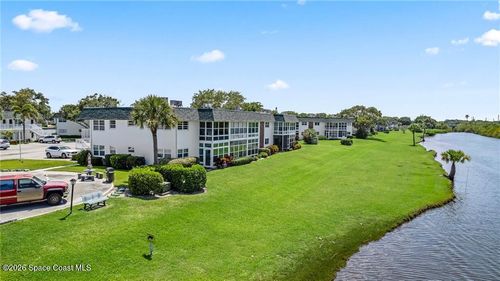 1-2800 Indian River Blvd, Vero Beach, FL, 32960-7211 | Card Image