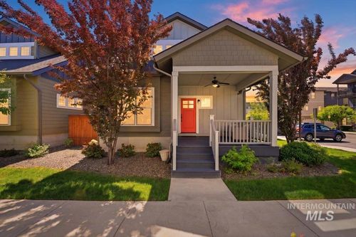 500 E Trackstand Ln, Garden City, ID, 83714-1614 | Card Image