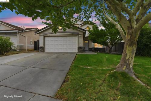 1316 Summer Grove Cir, Fairfield, CA, 94534-3990 | Card Image