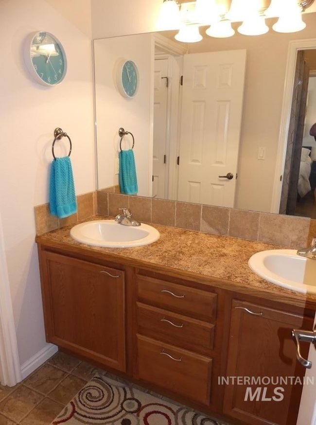 UNIT-1 - 24 Mangum Cir, Townhouse with 3 bedrooms, 2 bathrooms and 2 parking in Donnelly ID | Image 19