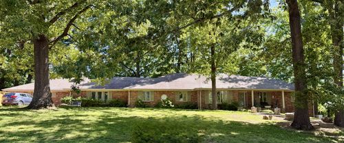 329 Fairway Dr, Clarksville, TN, 37043-4441 | Card Image