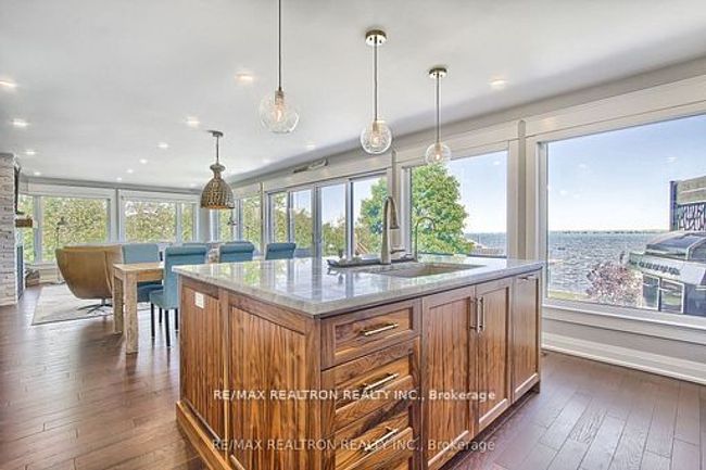 20 Burnie Rd, House other with 4 bedrooms, 3 bathrooms and 8 parking in Pefferlaw ON | Image 4