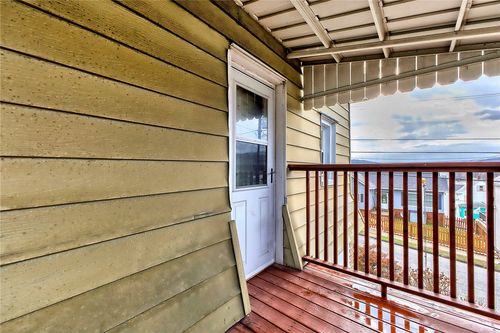 229 S 5th St, Youngwood, PA, 15697-1213 | Card Image