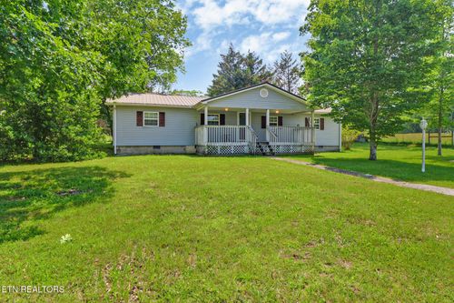 1729 Roslin Rd, Jamestown, TN, 38556-5013 | Card Image