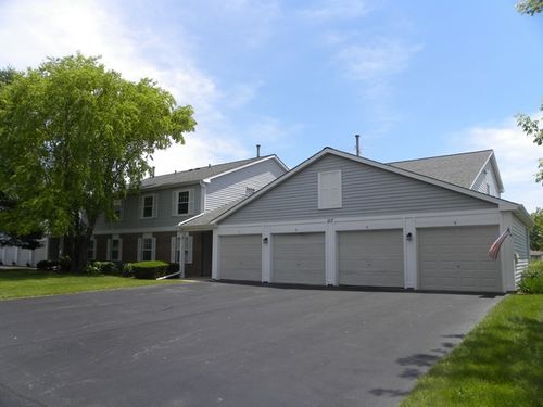 d-227 Brett Cir, Wauconda, IL, 60084-1583 | Card Image