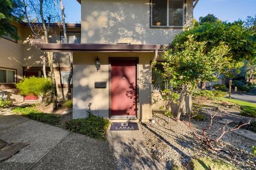 1055 Oddstad Blvd, Pacifica, CA, 94044-3858 | Card Image