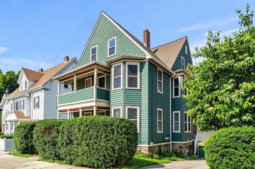 3-36 Willow St, Newton, MA, 02459-1932 | Card Image