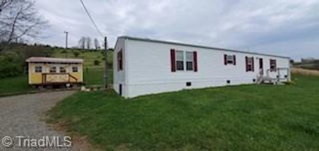 1234 Beamers Knob Road, House other with 3 bedrooms, 2 bathrooms and null parking in Fancy Gap VA | Image 21