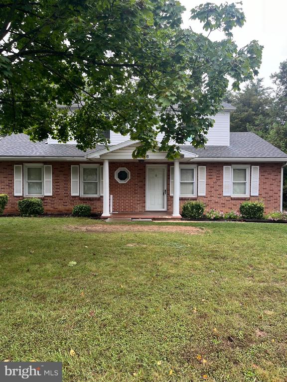 Mercersburg Rd, Greencastle, PA 17225