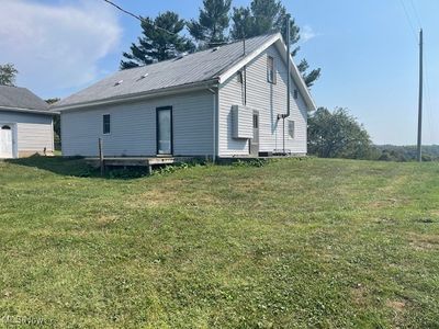 Back of house with a yard | Image 2