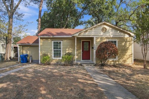 1524 Maplewood Ave, Corsicana, TX, 75110-3517 | Card Image