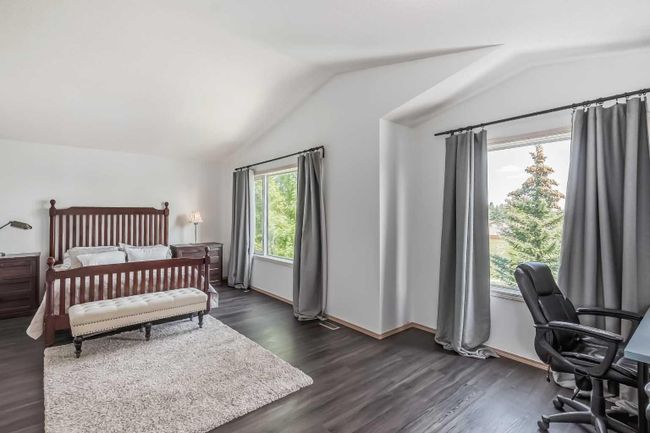 648 Scimitar Bay Nw, Home with 6 bedrooms, 4 bathrooms and 4 parking in Calgary AB | Image 27