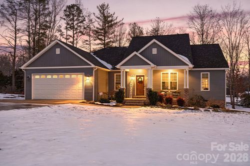 1196 Cape Hickory Rd, Hickory, NC, 28601-8518 | Card Image