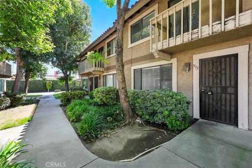 979 Willow Ave, La Puente, CA, 91746-1673 | Card Image