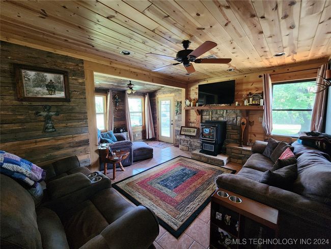 8494 S Iron Stob Rd, House other with 3 bedrooms, 2 bathrooms and null parking in Lane OK | Image 18