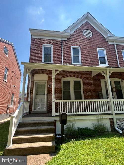 32 3rd Avenue, ROEBLING, NJ, 08554 | Card Image