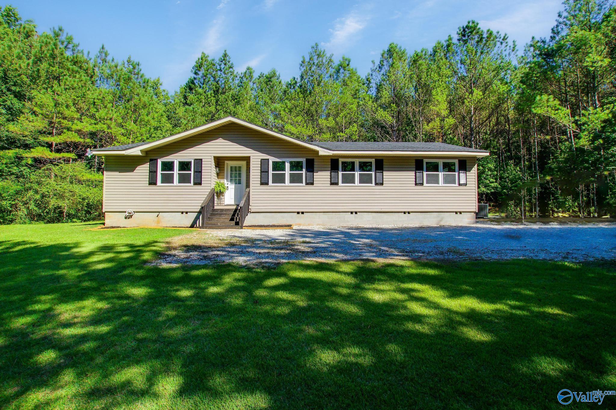 County Road 221 , Trinity, AL 35673