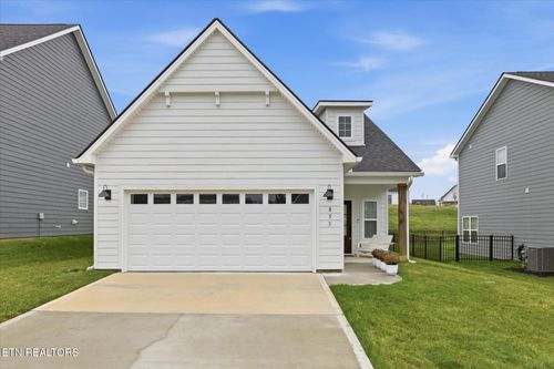 853 Berry Basket Dr, Knoxville, TN, 37924-2501 | Card Image