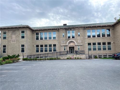unit-201-7 Mount Hope Ave, Providence, RI, 02906-6600 | Card Image