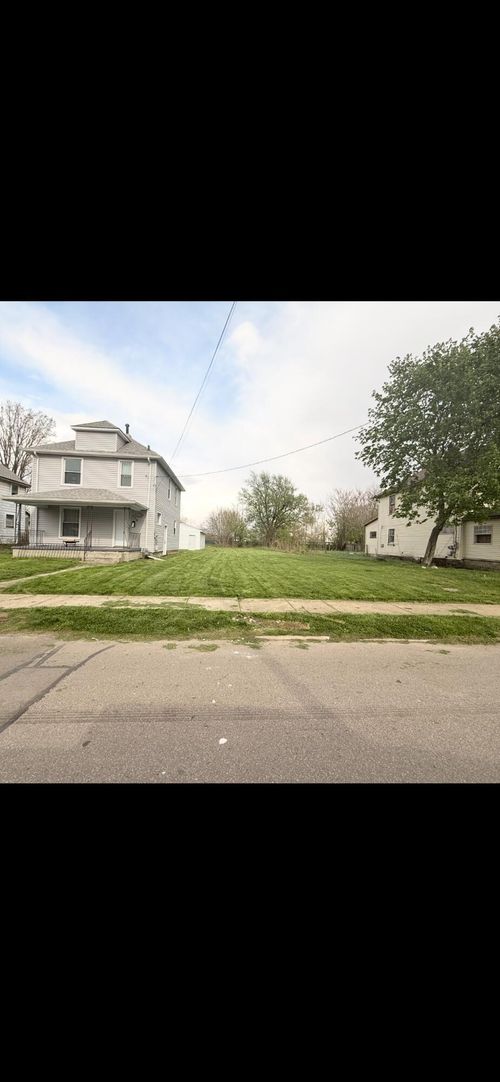478 Avondale Ave, Marion, OH, 43302-2104 | Card Image