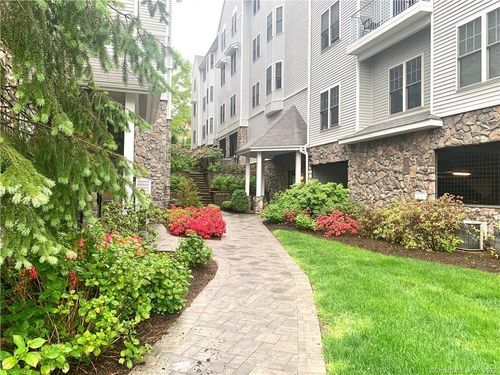 2410-105 Richards Ave, Norwalk, CT, 06854-1689 | Card Image