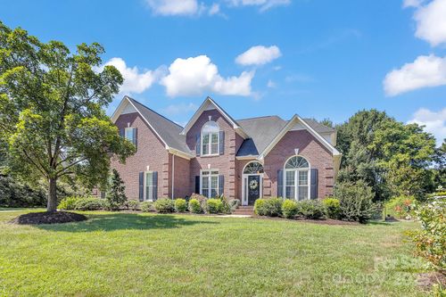 62-818 Kings Crossing Dr Nw, Concord, NC, 28027-6443 | Card Image