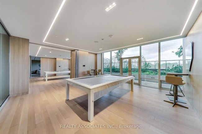 1009 - 30 Ordnance St, Condo with 2 bedrooms, 1 bathrooms and null parking in Toronto ON | Image 21
