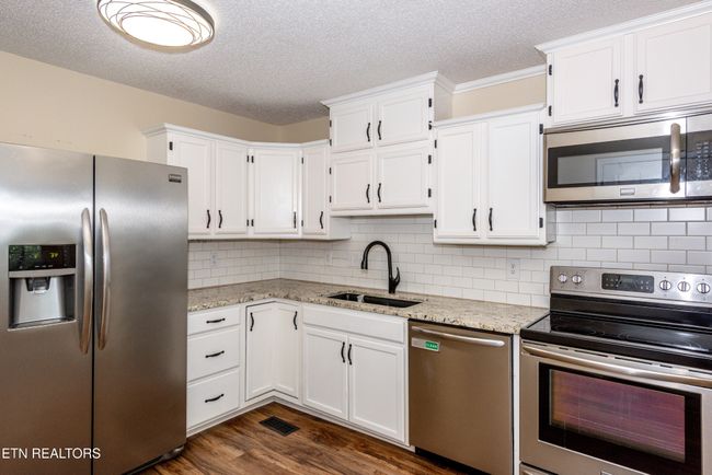 1224 Karina Cir, Condo with 2 bedrooms, 2 bathrooms and 1 parking in Maryville TN | Image 12