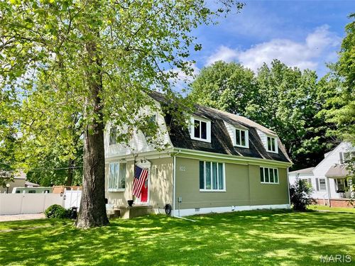 822 E Union Ave, Litchfield, IL, 62056-1643 | Card Image