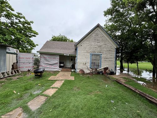 309 S Barry, Mertens, TX, 76666 | Card Image