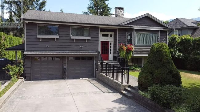 40142 Kalodon Rd, House other with 5 bedrooms, 3 bathrooms and 10 parking in Garibaldi Highlands BC | Image 25