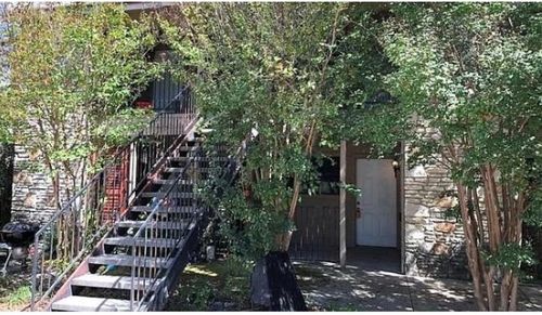 b-7001 Oak Meadow Cir, Austin, TX, 78736-1950 | Card Image