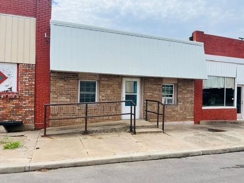 317 W Main St, Glencoe, OK, 74032-9800 | Card Image