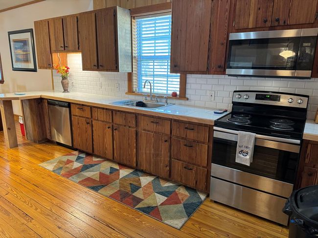 1715 Cedar St Ne, House other with 2 bedrooms, 2 bathrooms and null parking in Steinhatchee FL | Image 19