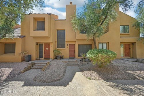 4 E La Diosa Dr, Tempe, AZ, 85282-2157 | Card Image