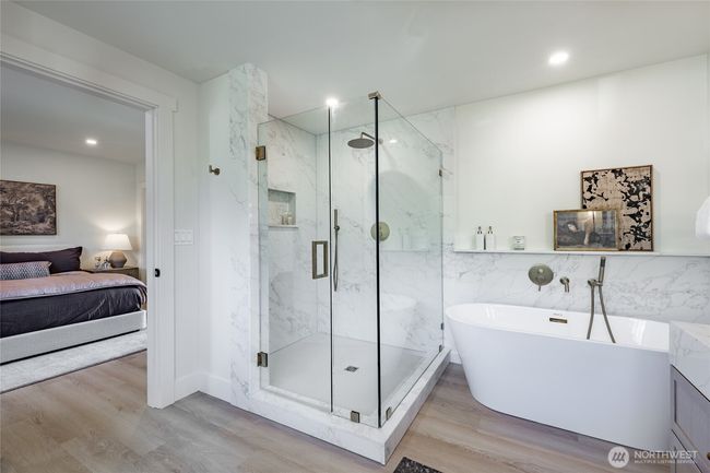 Master bath | Image 18