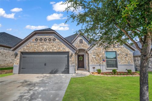 1904 Town Creek Cir, Weatherford, TX, 76086-1138 | Card Image