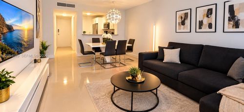 612-1020 Meridian Ave, Miami Beach, FL, 33139-8331 | Card Image