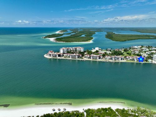 122-122 La Peninsula Blvd, NAPLES, FL, 34113-4033 | Card Image