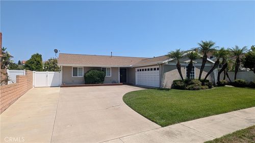 17046 Buttonwood St, Fountain Valley, CA, 92708-3504 | Card Image