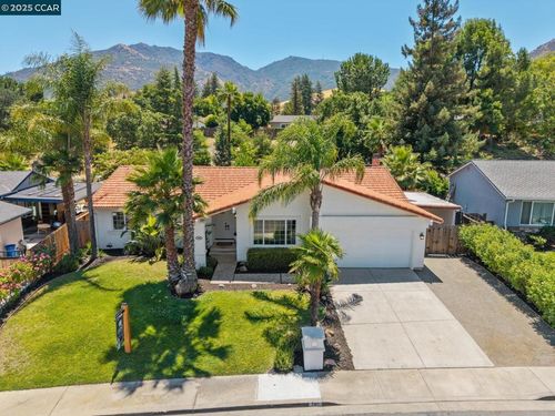 785 Bloching Cir, Clayton, CA, 94517-1659 | Card Image
