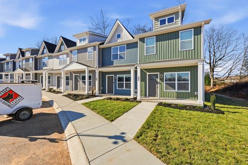 129 Front Ridge Cir, Clarksville, TN, 37040-7387 | Card Image