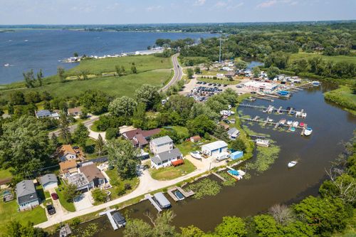 38717 N Lake St, Antioch, IL, 60002-8189 | Card Image
