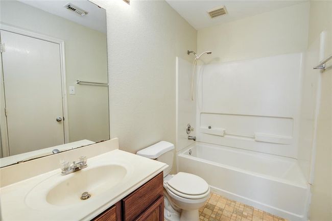 8127 Tassel Field Ln, House other with 3 bedrooms, 3 bathrooms and 2 parking in Humble TX | Image 19