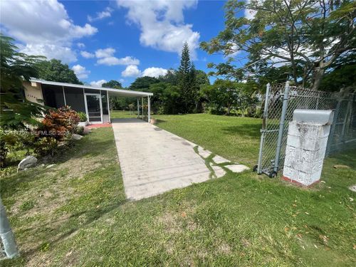 21840 Sw 118th Ave, Miami, FL, 33170 | Card Image