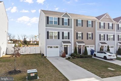 18 Burr Street, Townhouse with 3 bedrooms, 2 bathrooms and null parking in WILLIAMSTOWN NJ | Image 1