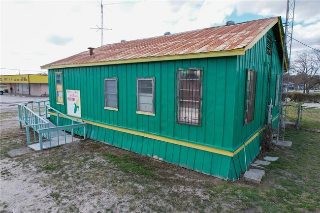 605 N Front St, Home with 0 bedrooms, 0 bathrooms and null parking in Mathis TX | Image 7