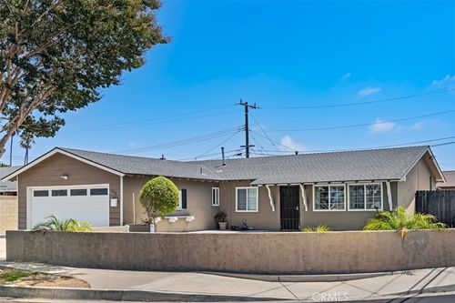 6502 Edgemont, Huntington Beach, CA, 92647 | Card Image